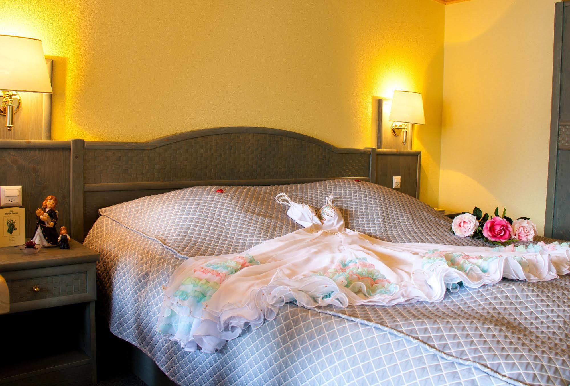 Seehotel Boutique Jaegerhof-Hubertus Фаулензее Экстерьер фото